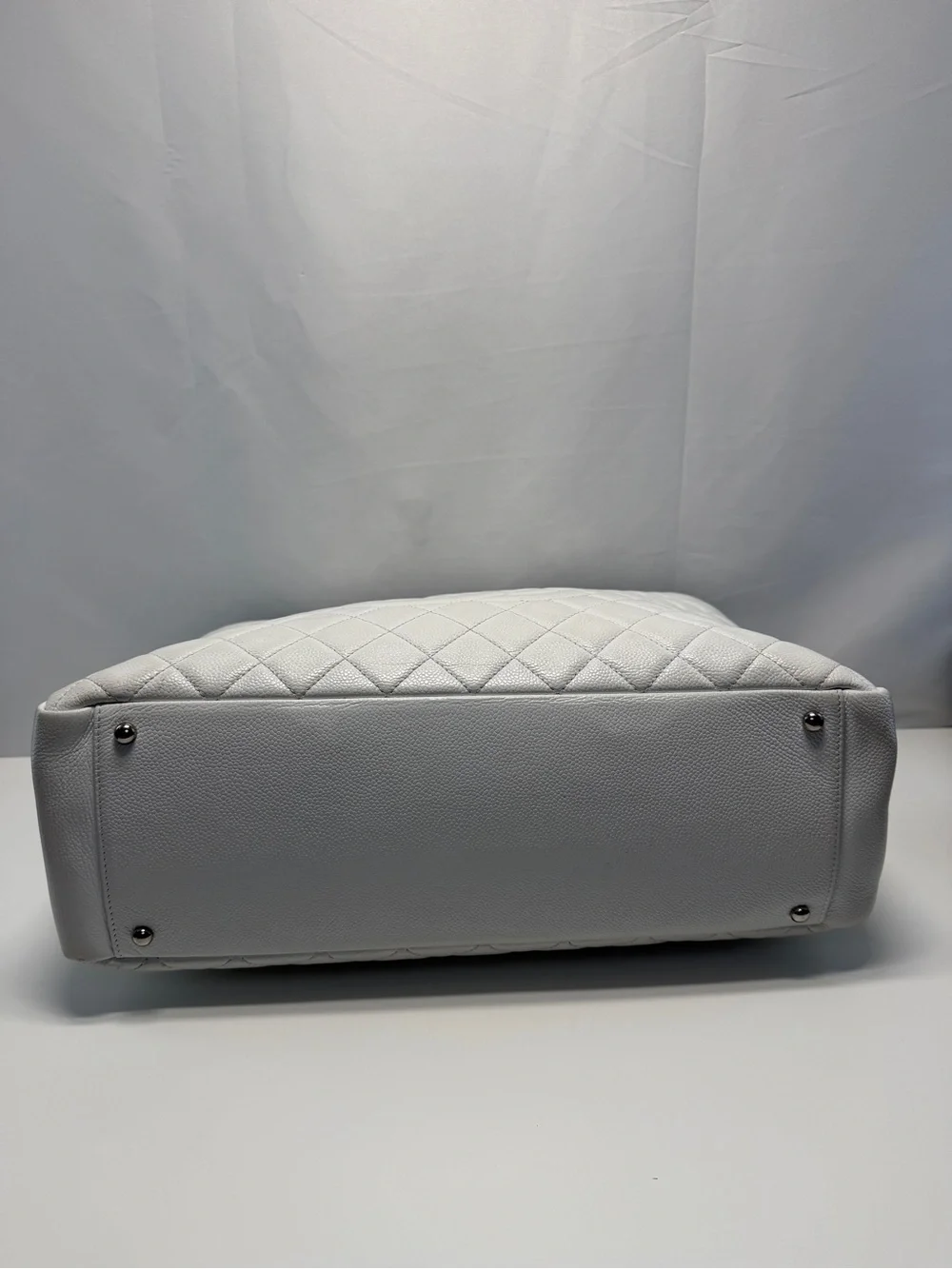 CHANEL classic quilted